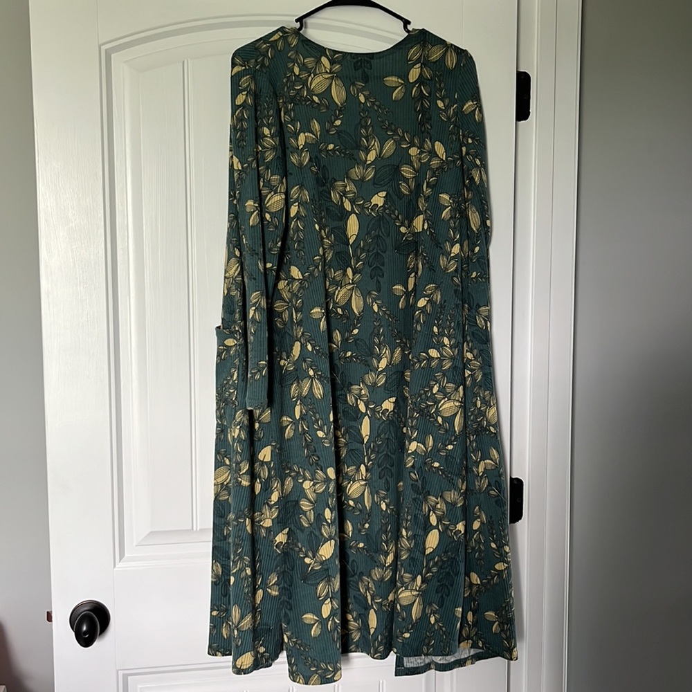 LulaRoe Sarah Long Open Floral Cardigan